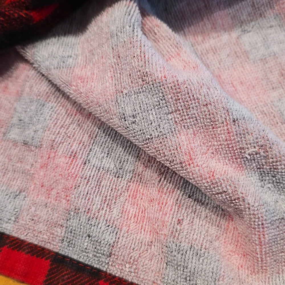 St. Nicholas Square festive towel